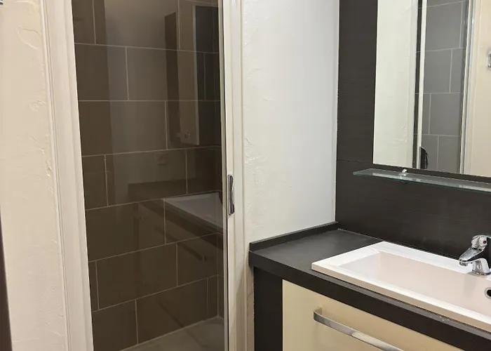 Апартаменты Coeur Des Ours A N02 - 3p6 Ле дез Альп